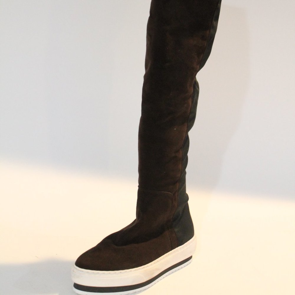 brown suede over-the-knee Boots